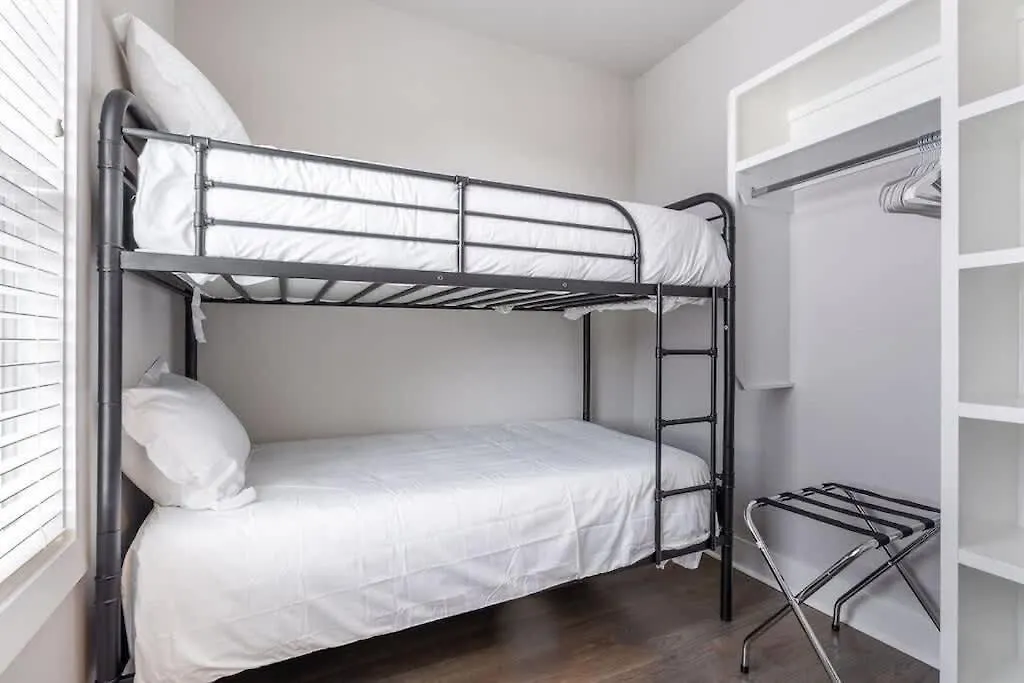King Bed - Parking - 3 Miles To Lower Broadway Nashville 0*,